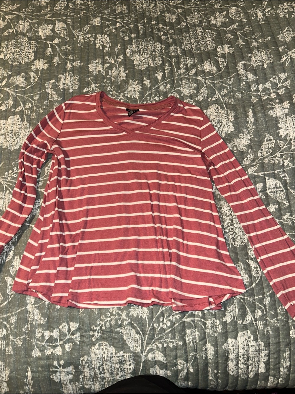 Rue21 Dusty Rose and White Striped V-Neck Long Sleeve Top